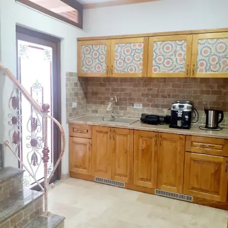 Guest house Genghiz 3*